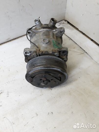 Компрессор кондиционера Ford Focus