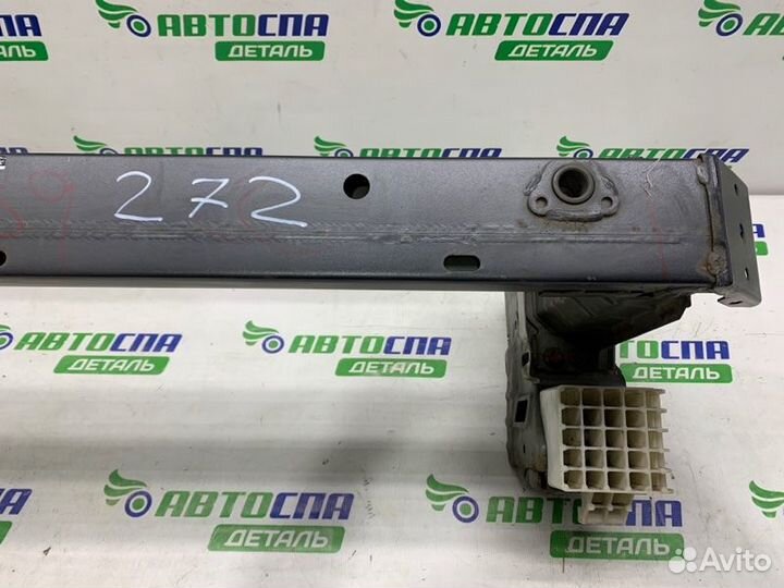 Усилитель бампера передний Toyota Avensis