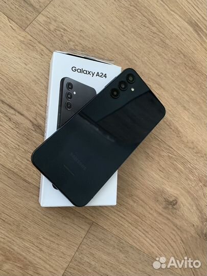Телефон Samsung Galaxy A24