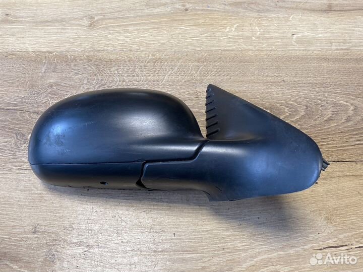Пежо 406 правое боковое зеркало механическое