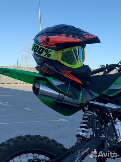Шлем для мотоцикла кроссовый