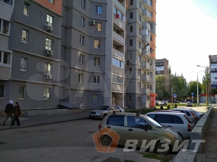 Помещение, 295 м² с двумя входами