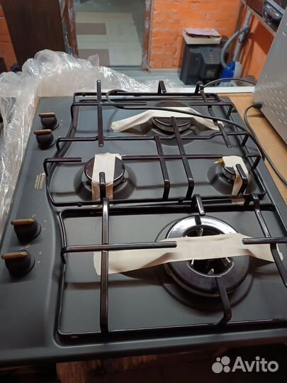 Варочная панель газовая Италия Ariston Hotpoint