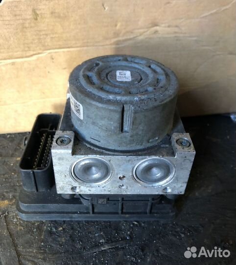 Блок абс 9806891780 Citroen DS3 - года