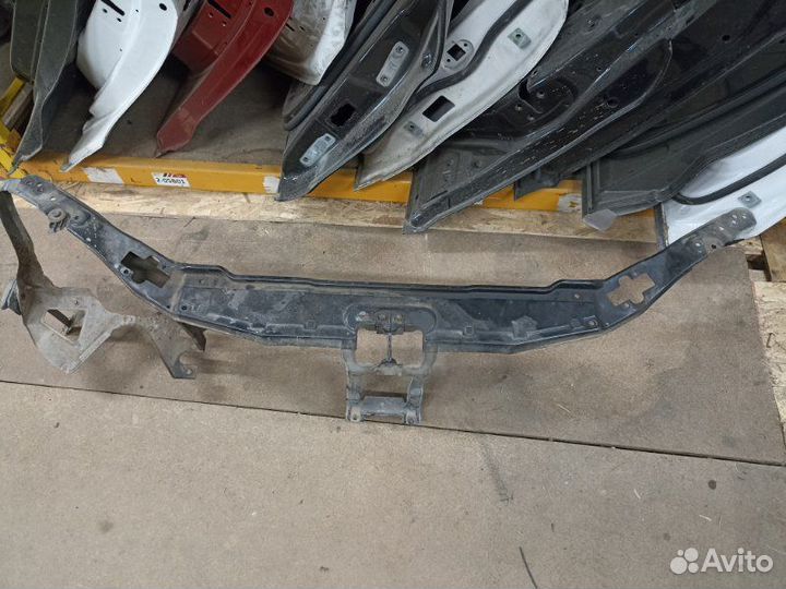 Планка телевизора Mercedes-Benz S-Class W220 M113