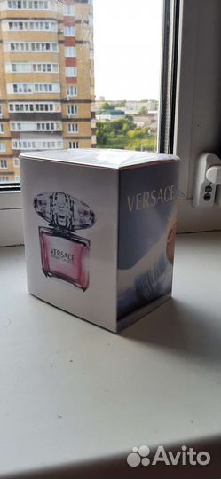 Versace bright crystal