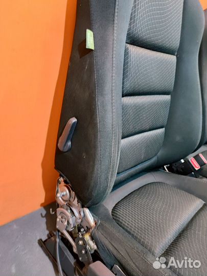 Обшивка передних сидений Mazda CX-5 ке