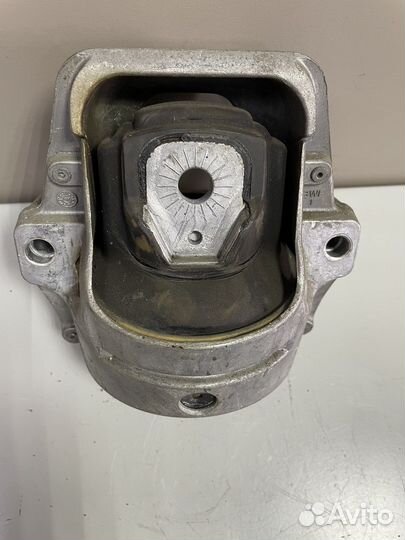 Опора двигателя правая Ауди А4 Б8 А5 8Т Ку5