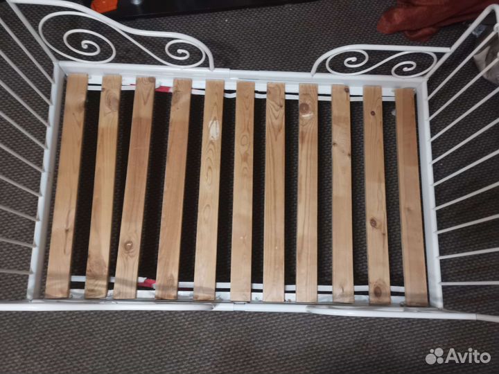 Кровать IKEA Миннен