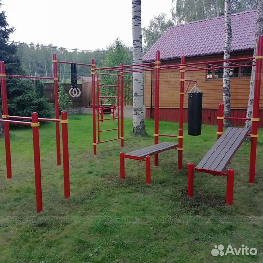 Спортивный уличный комплекс