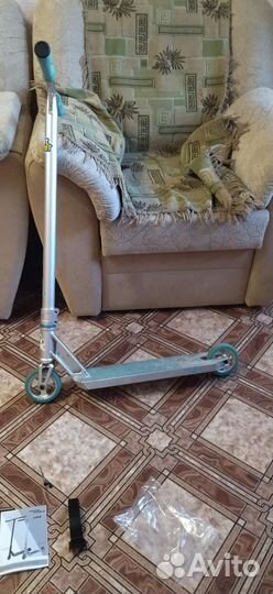 Трюковой самокат зефир