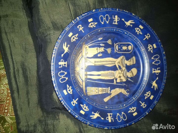 Настенная тарелка