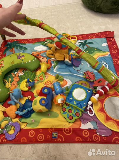 Развивающий коврик tiny love