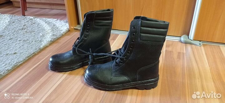 Берцы мужские 25,5 на байке