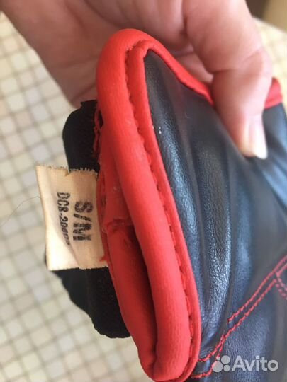 Бойцовские перчатки