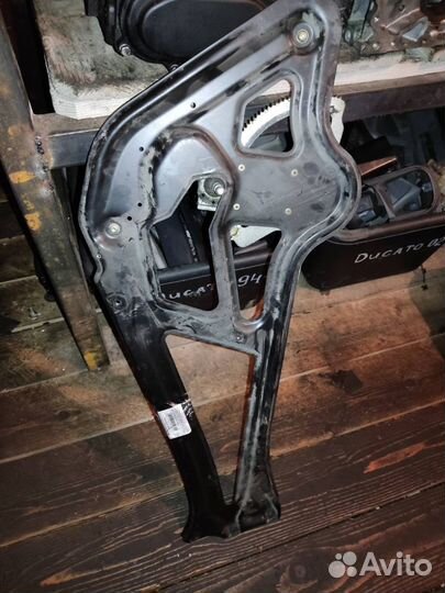 Стеклоподъемник передний лев мех Спринтер 901-905