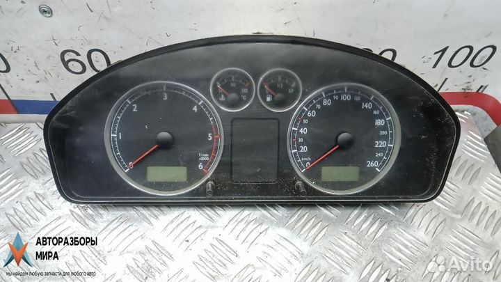 Щиток приборов (приборная панель) Volkswagen рест