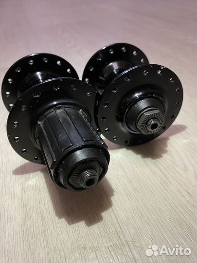 Втулки под дисковый тормоз на насыпных подшипниках