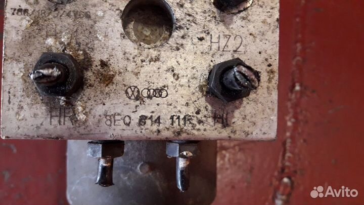 Блок, модуль ABS VW Passat В5, В5+, GP, Audi A6 C5