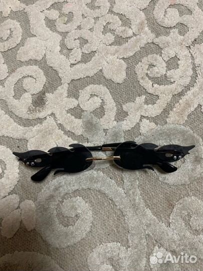 Солнцезащитные очки