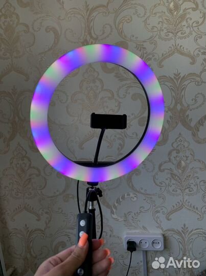 Кольцевая лампа со штативом