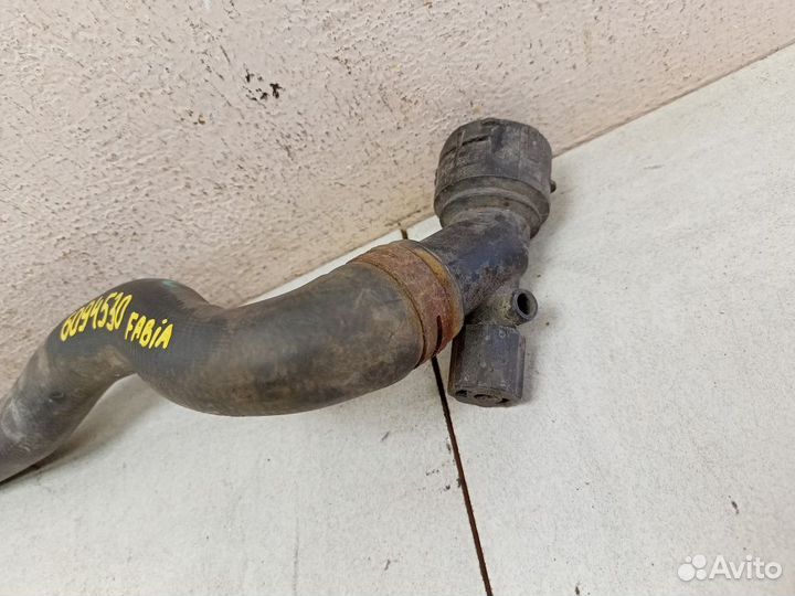 Патрубок системы охлаждения