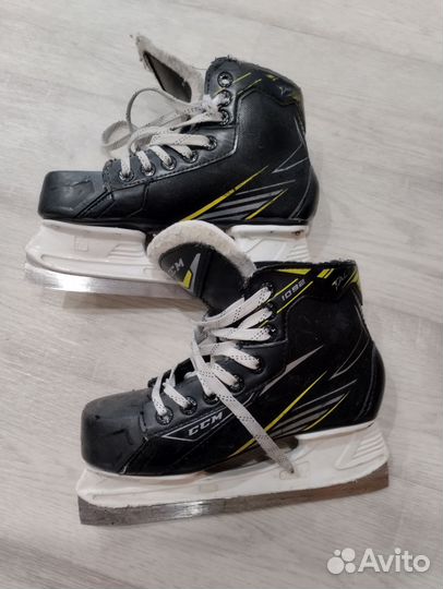 Коньки для хоккея с мячом