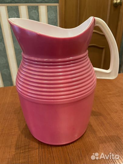 Кувшин красный пластиковый винтаж СССР