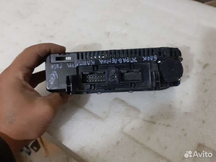 Блок управления климатом Volkswagen Polo