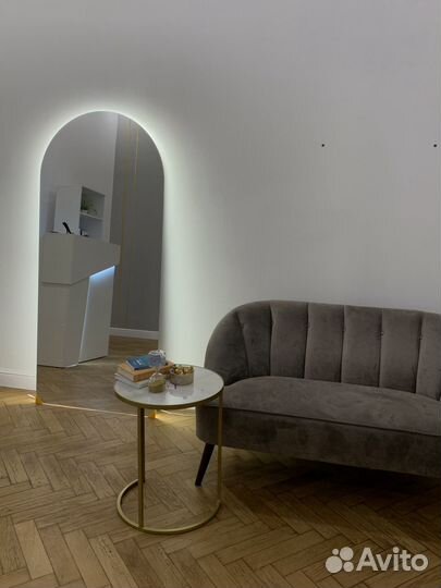 Аренда места для бровиста или визажиста