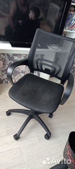 Компьютерное кресло