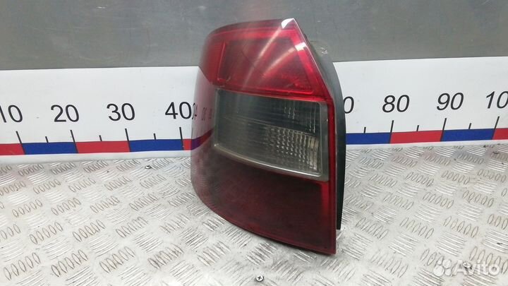 Фонарь Audi A4 B6 (2000-2004)