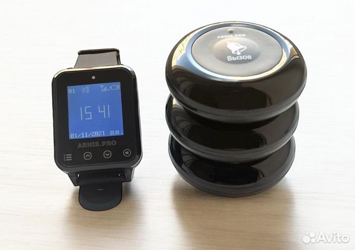 Кнопка вызова персонала/официанта/помощи и часы