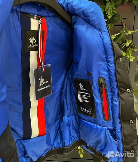 Пуховик Moncler пух