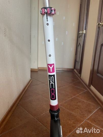 Самокат y scoo