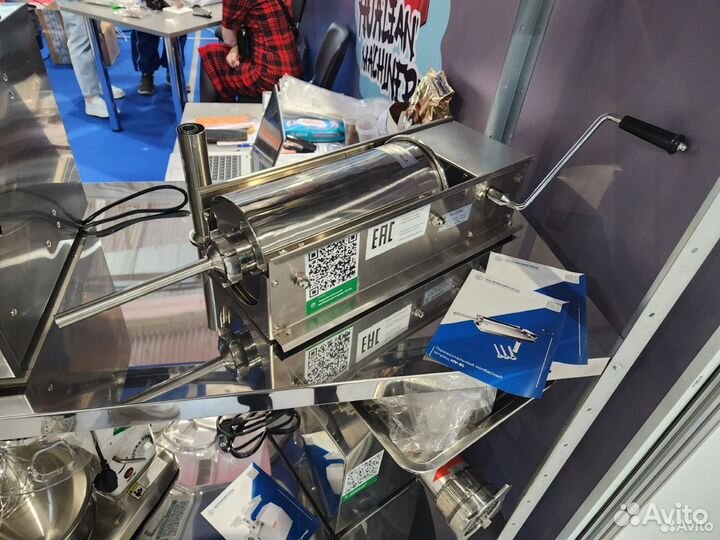 Новое) Шприц колбасный Hualian TG-5L