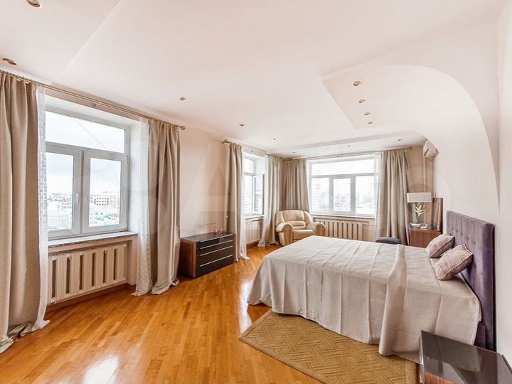 5-к. квартира, 145 м², 7/7 эт.