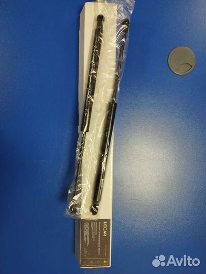 Комплект амортизаторов капота