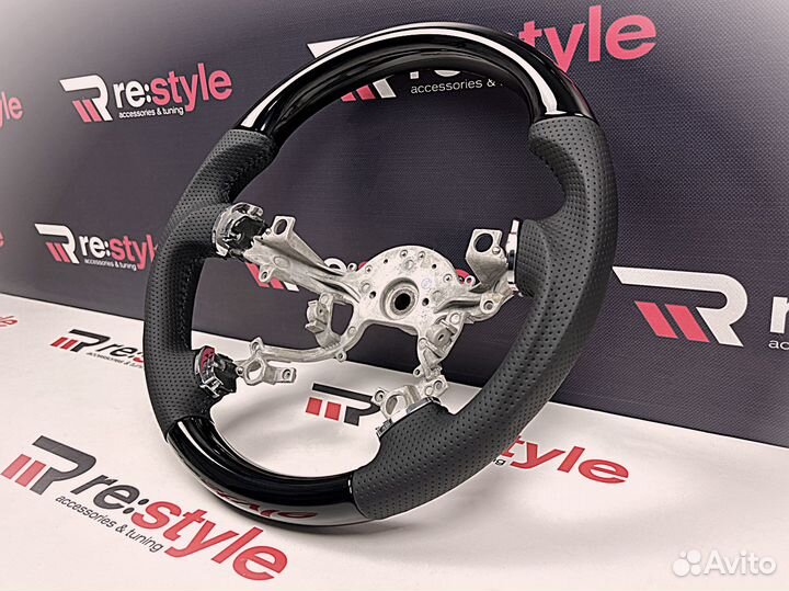 Руль Mitsubishi Delica D:5 Sport Design