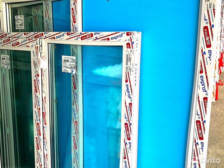 Дверь пластиковая новая