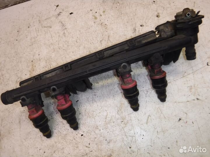 Рейка топливная (рампа) Renault Kangoo