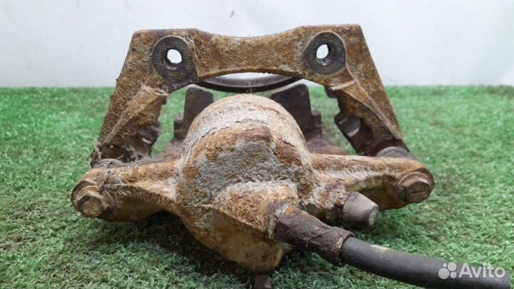 Суппорт передний левый Ford Mondeo 3 лифтбек 2.0