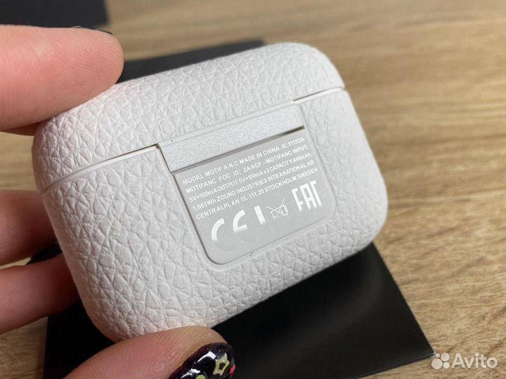 Marshall Motif (Белые)