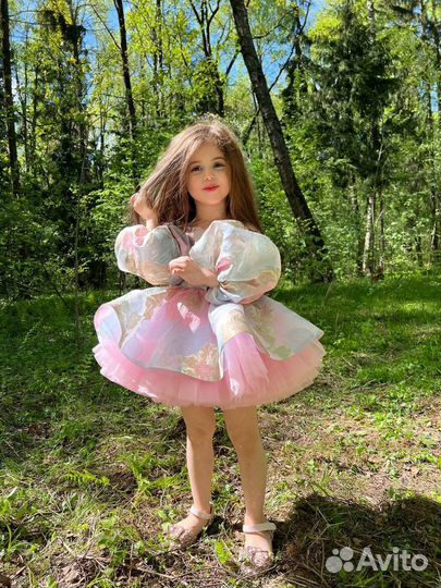 Нарядное платье для девочки на прокат