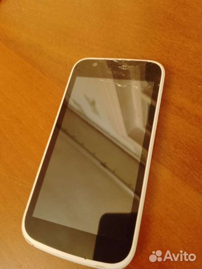 Телефон Nokia 1