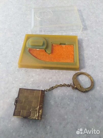 Брелок книжка СССР