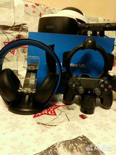 PS4 Sliм + 1тб 75 игр