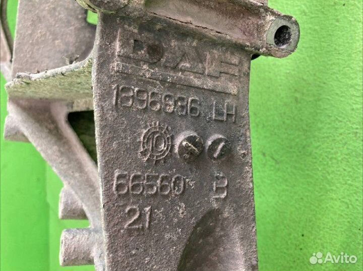 Кронштейн фары DAF XF105