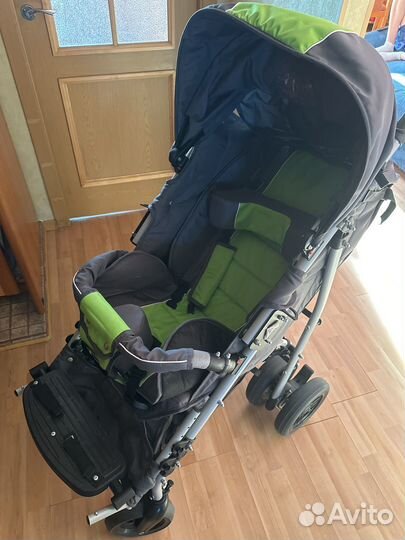 Детская инвалидная коляска