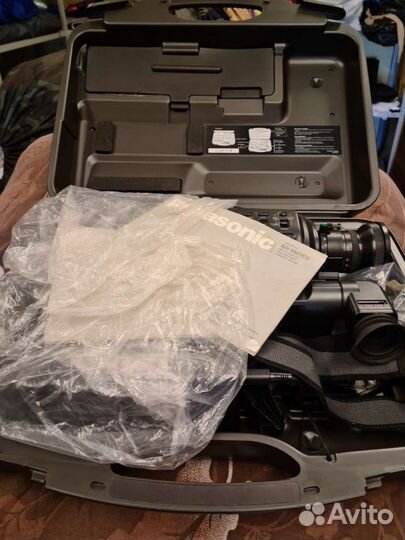 Видео камера в кейсе